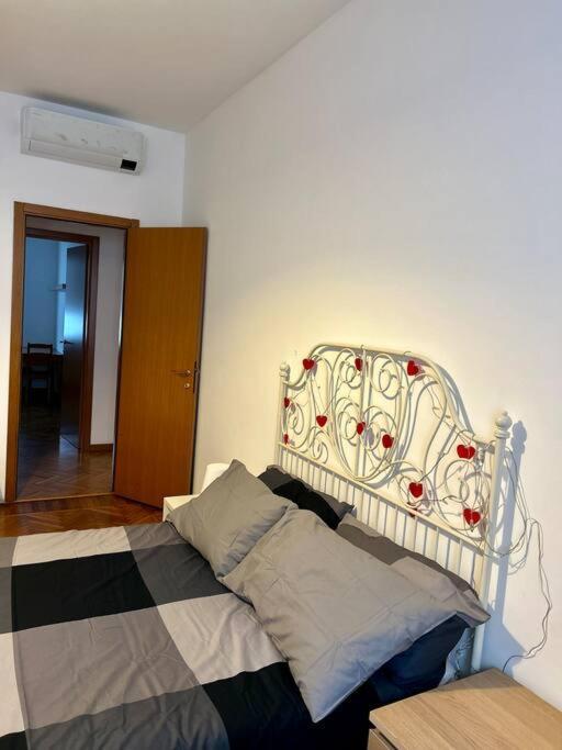 Porta Genova Suite Modern House Milano Eksteriør billede